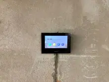Внутренняя панель домофона