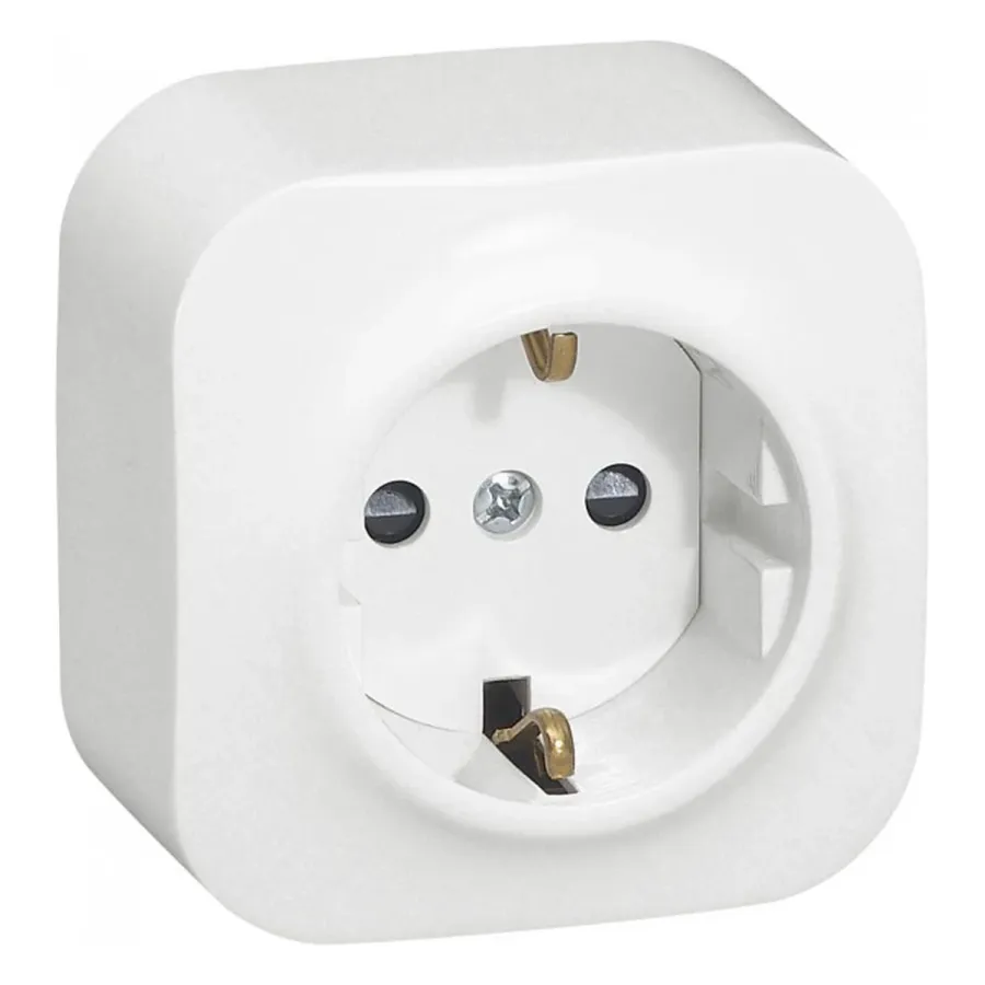 Розетка с зк Legrand Forix 16A 250В IP20 накладная белый
