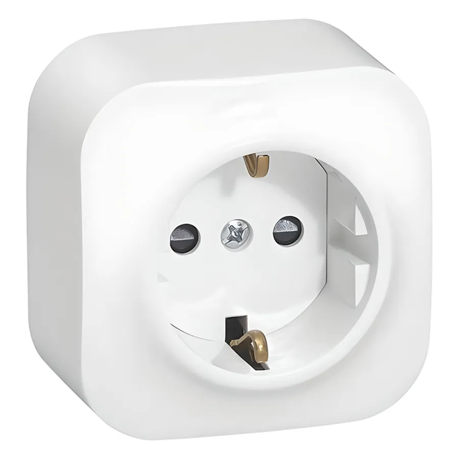 Розетка с зк с зш Legrand Forix 16A 250В IP20 накладная белый