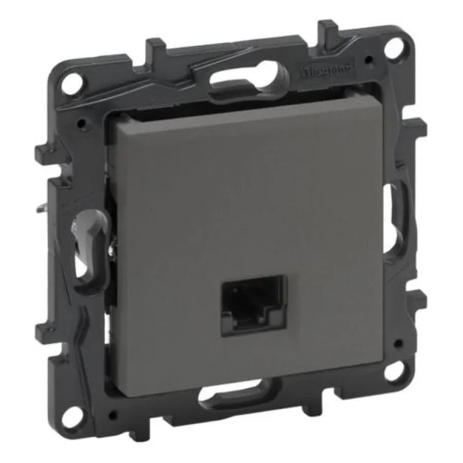 Информационная розетка одинарная Niloe Step RJ45 Кат.5e UTP Сталь
