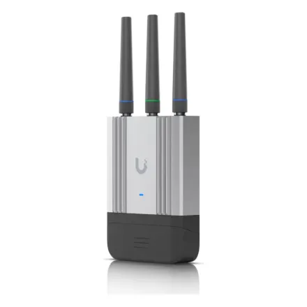 Сетевой маршрутизатор Ubiquiti UMR-Industrial