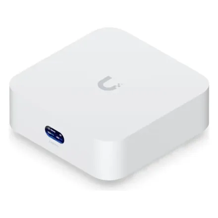 Сетевой маршрутизатор Ubiquiti UX7